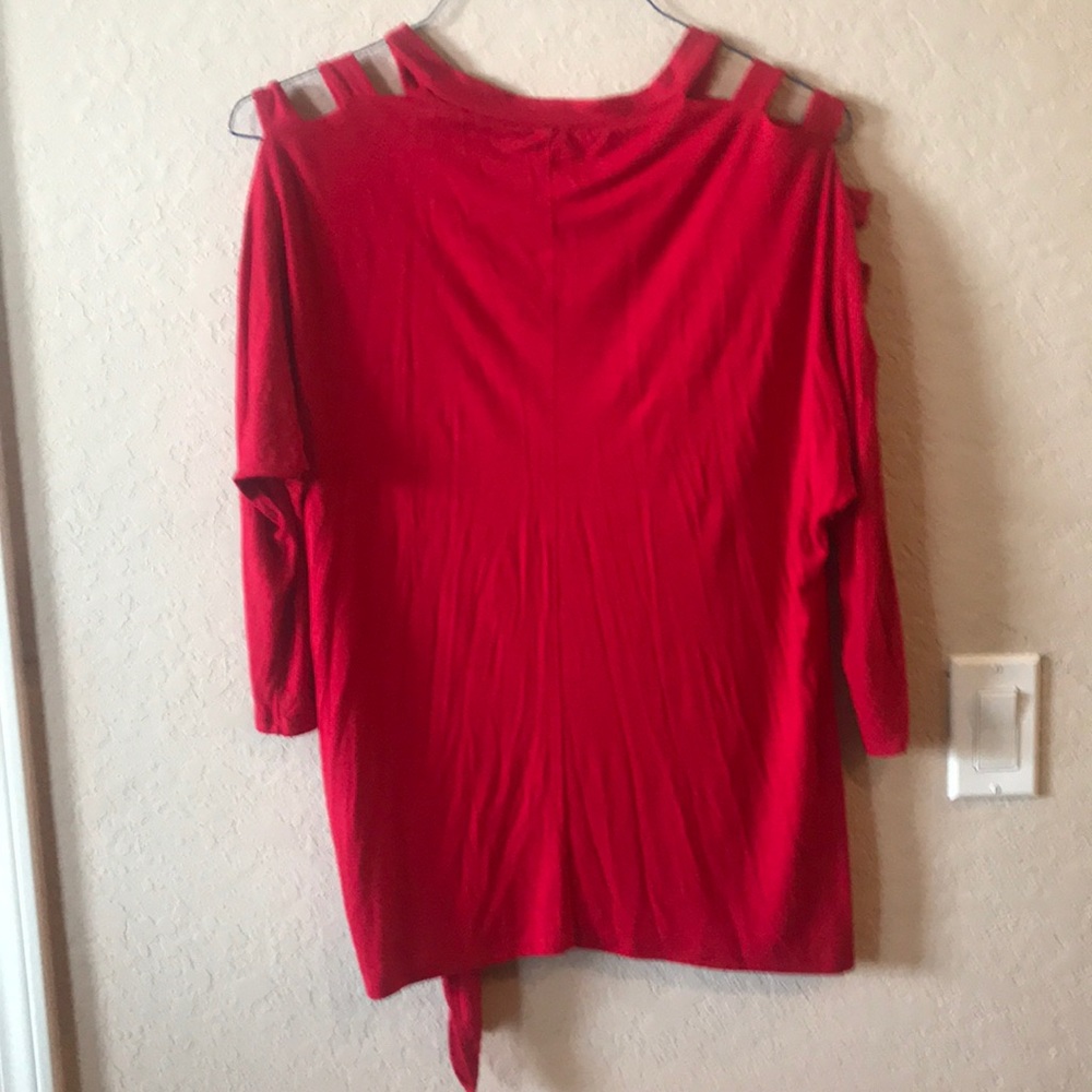 B.L.E.U Red Top - Picture 3 of 5